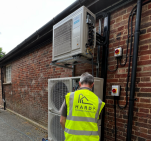 Commercial air conditioning Bedfordshire installation
